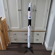 Listing image for Spacex Falcon 9 Crew Dragon Rocket Model - scale 1/48 1400mm 55inch - Assembled